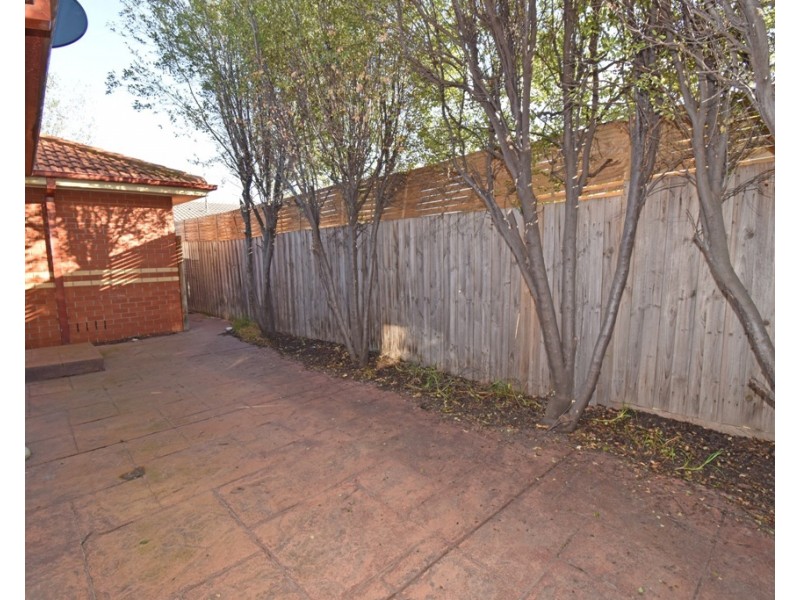 2/50 Lahona Avenue, Bentleigh East VIC 3165