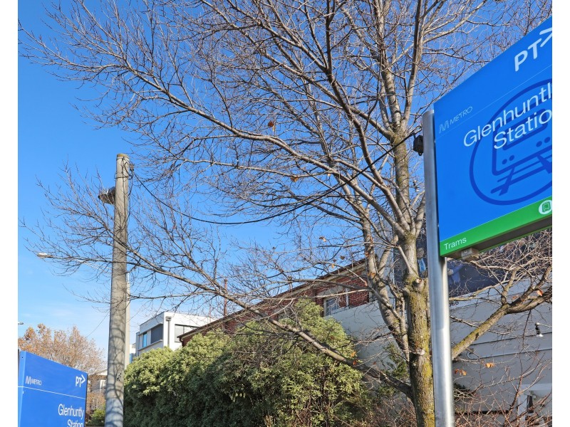 1/3 Royal Lane, Glen Huntly VIC 3163