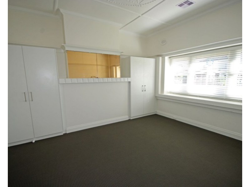 12 Vunabere Avenue, Bentleigh VIC 3204