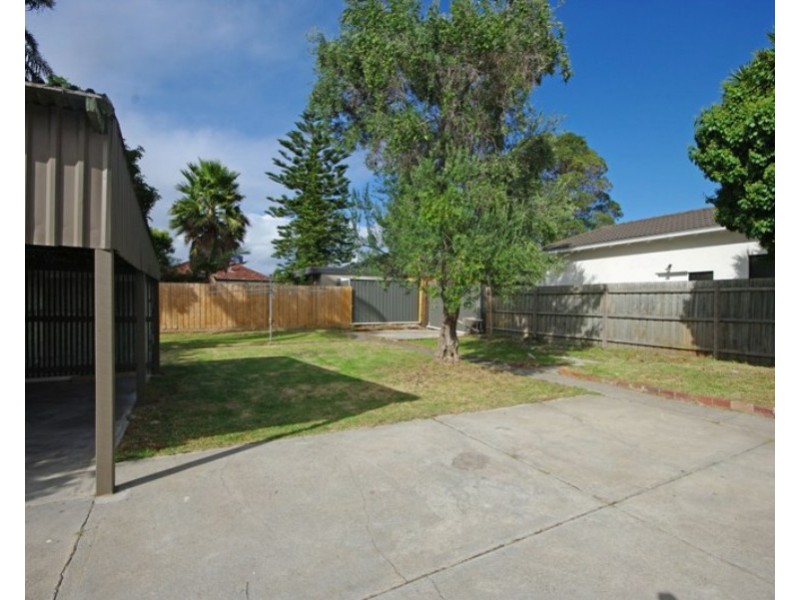 12 Vunabere Avenue, Bentleigh VIC 3204