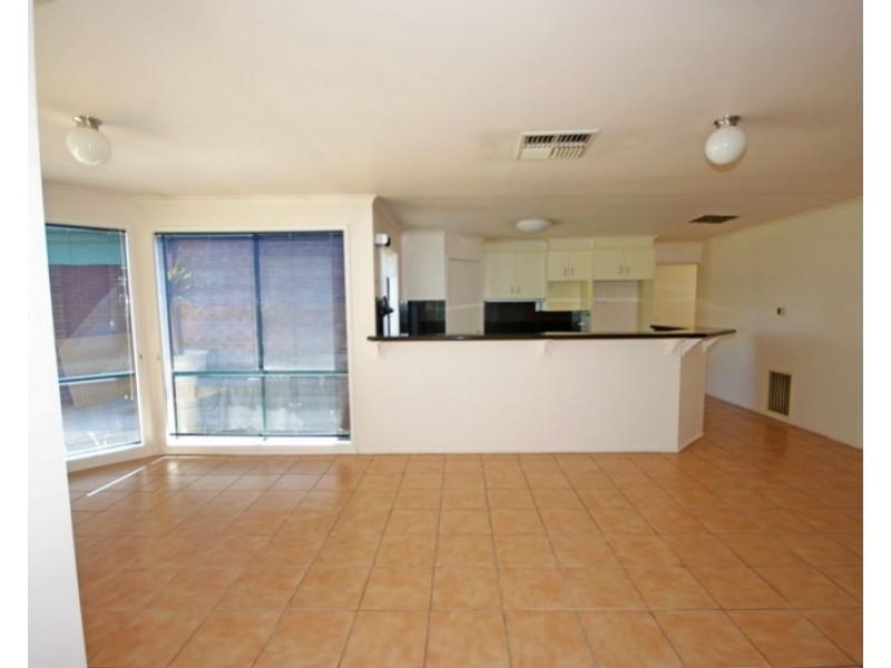 3 Belinda Court, Bentleigh East VIC 3165