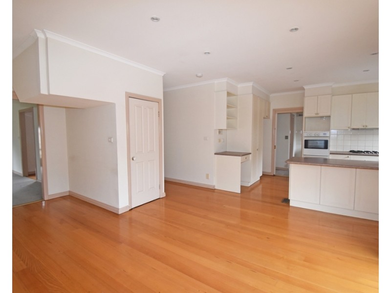 2/18 Ross Street, Bentleigh VIC 3204