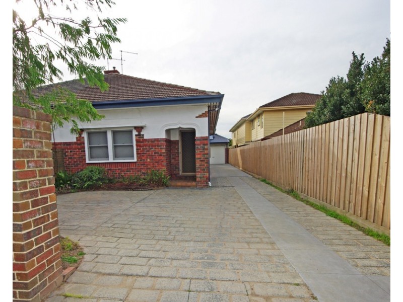 1/9A Hamilton Street, Bentleigh VIC 3204