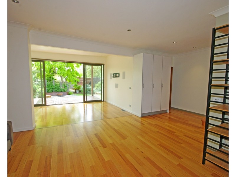 2 Miles Street, Bentleigh VIC 3204