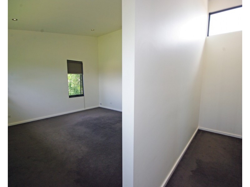 2 Miles Street, Bentleigh VIC 3204
