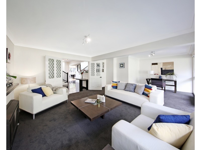 23 Elliott Crescent, Dingley Village VIC 3172