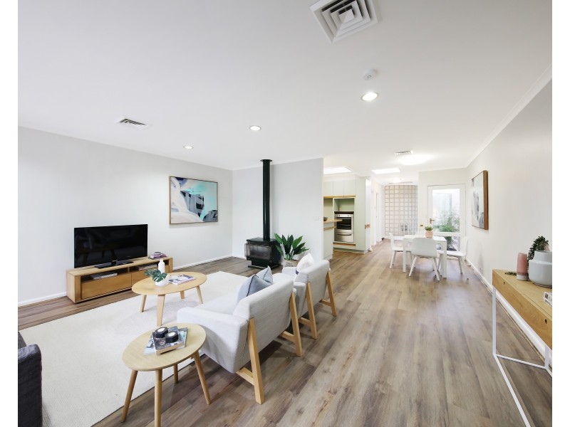 18 Leaburn Avenue, Caulfield North VIC 3161