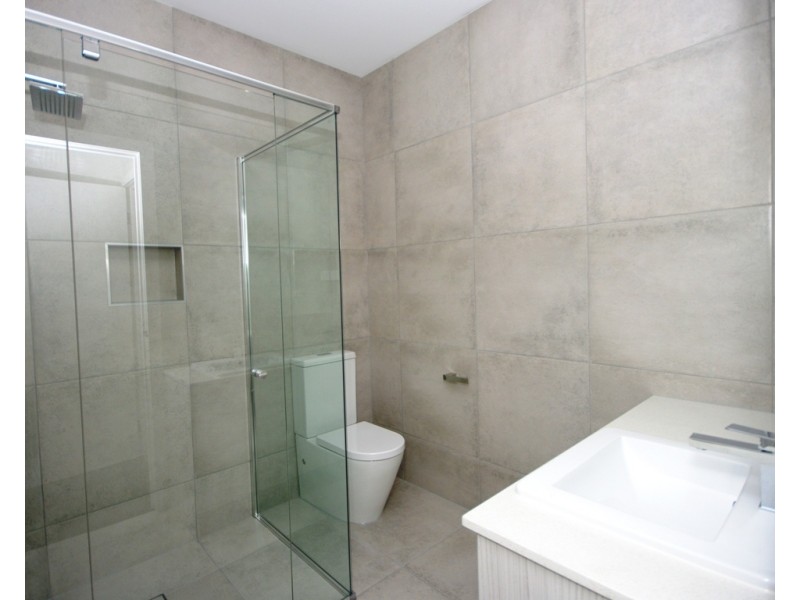 2/37 Magnolia Avenue, Bentleigh East VIC 3165