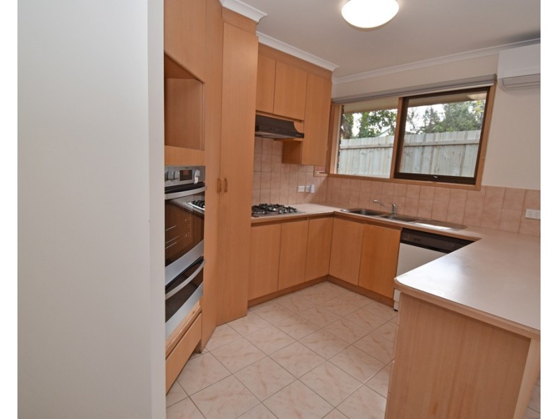 2/21 Hopkins Street, Mckinnon VIC 3204