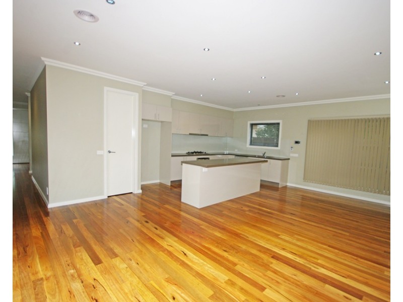 1/37 Anne Street, Mckinnon VIC 3204