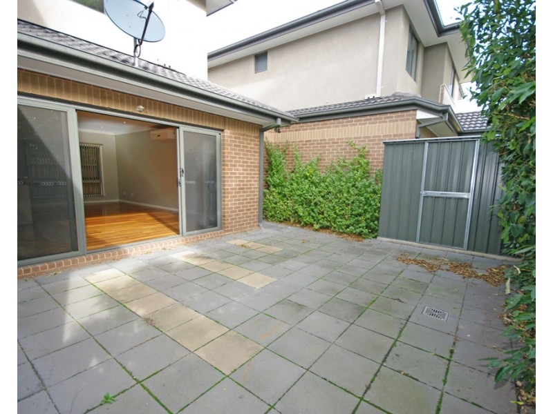 1/37 Anne Street, Mckinnon VIC 3204