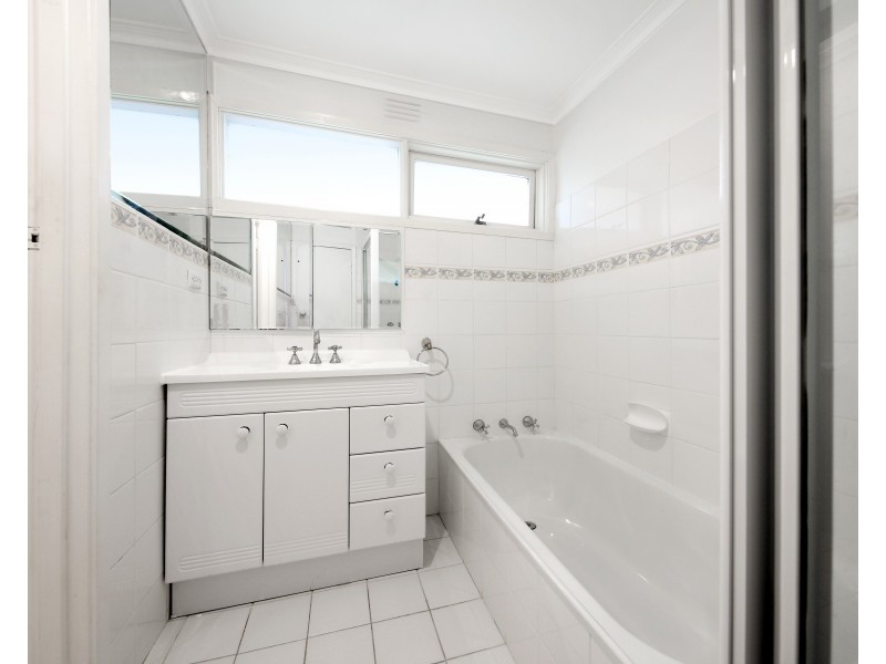 9 Curtin Street, Bentleigh East VIC 3165