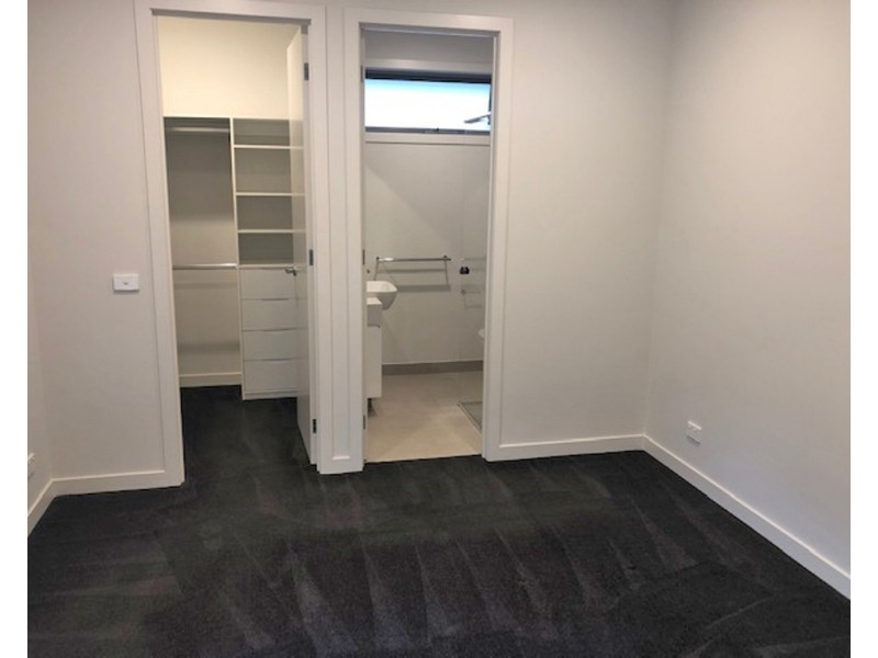 1/1  Haines Street, Cheltenham VIC 3192