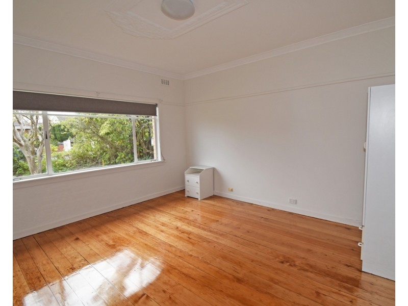 16 Valkstone Street, Bentleigh East VIC 3165