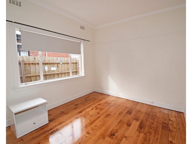 16 Valkstone Street, Bentleigh East VIC 3165