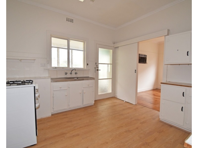 16 Valkstone Street, Bentleigh East VIC 3165