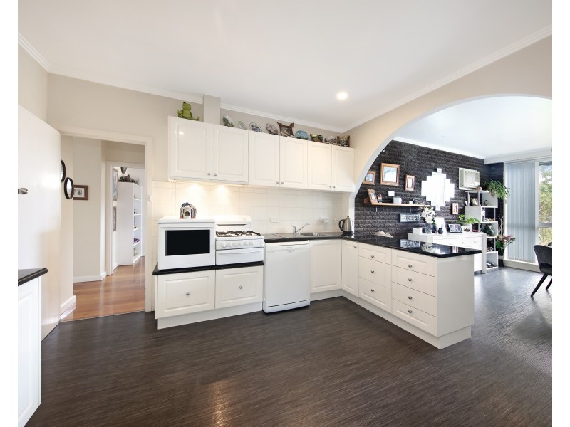 87 Victor Road, Bentleigh East VIC 3165