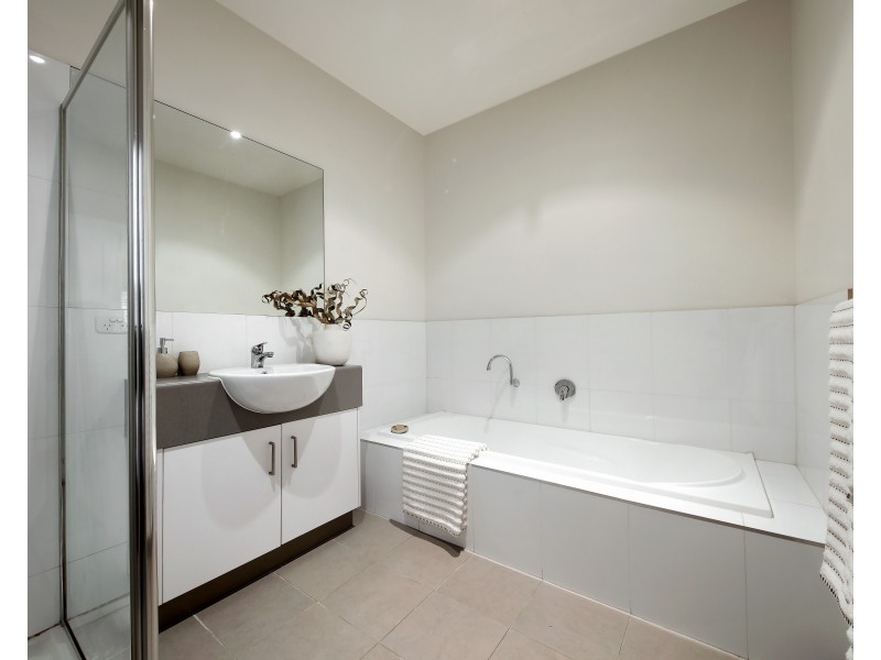 3/63 Victor Road, Bentleigh East VIC 3165