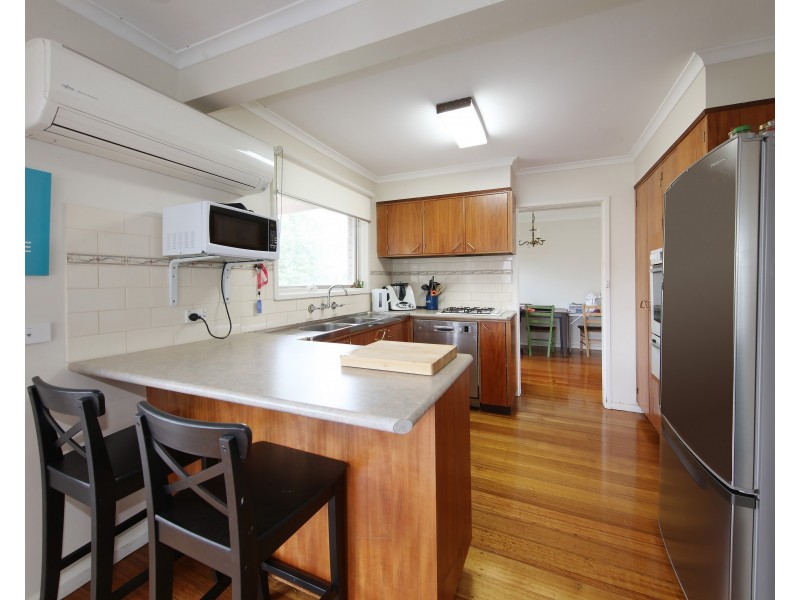 4 Justin Court, Cheltenham VIC 3192