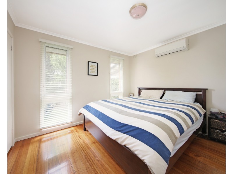 4 Justin Court, Cheltenham VIC 3192