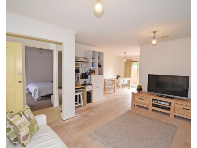 2/33 Lilac Street, Bentleigh East VIC 3165