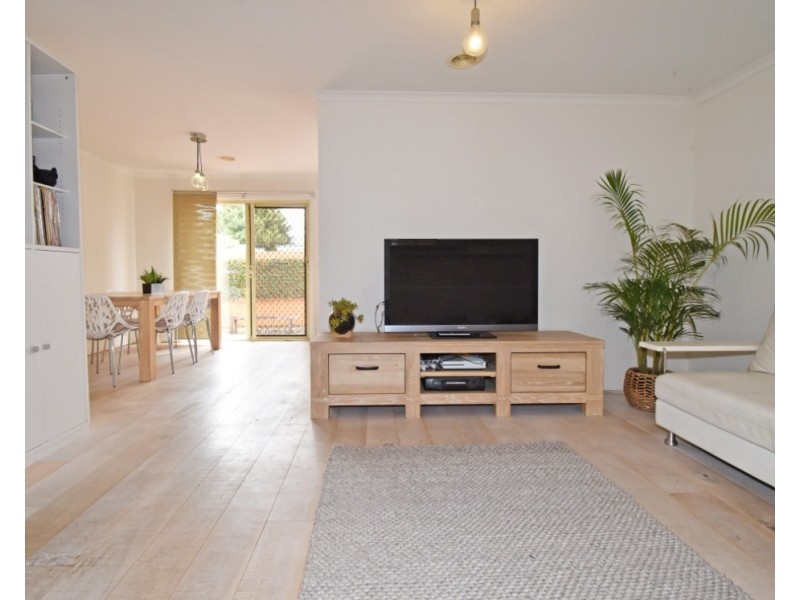 2/33 Lilac Street, Bentleigh East VIC 3165