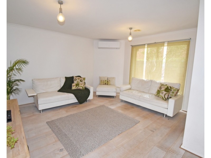 2/33 Lilac Street, Bentleigh East VIC 3165