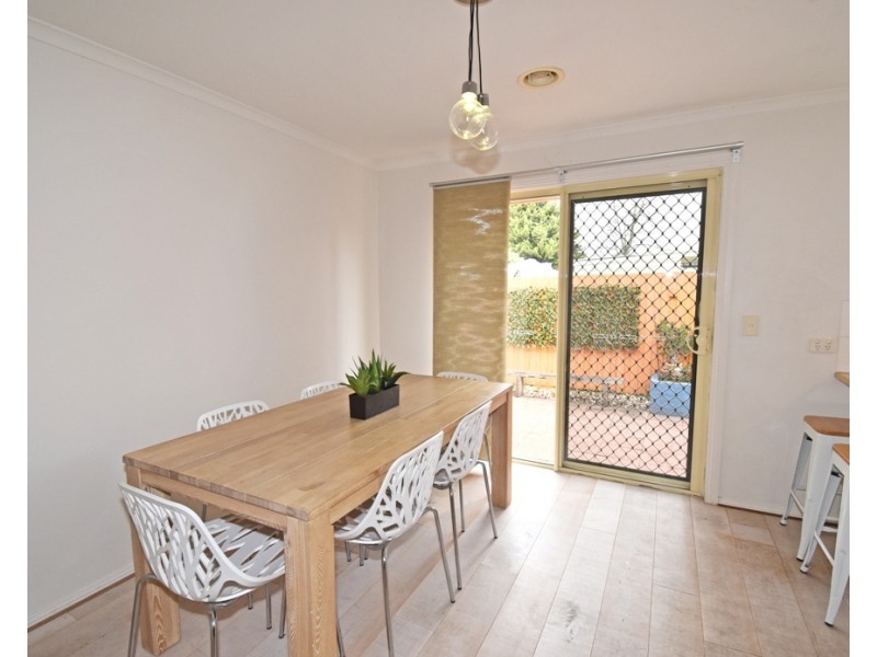 2/33 Lilac Street, Bentleigh East VIC 3165