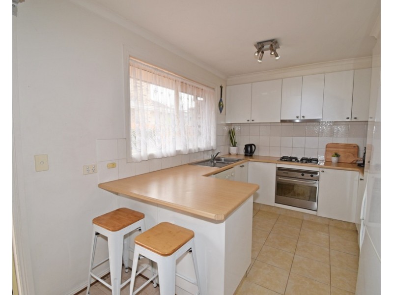 2/33 Lilac Street, Bentleigh East VIC 3165