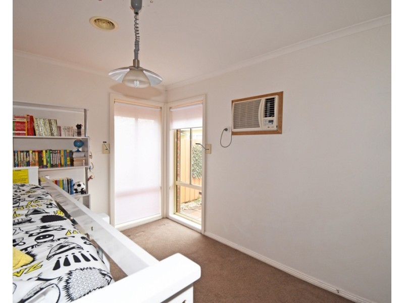 2/33 Lilac Street, Bentleigh East VIC 3165