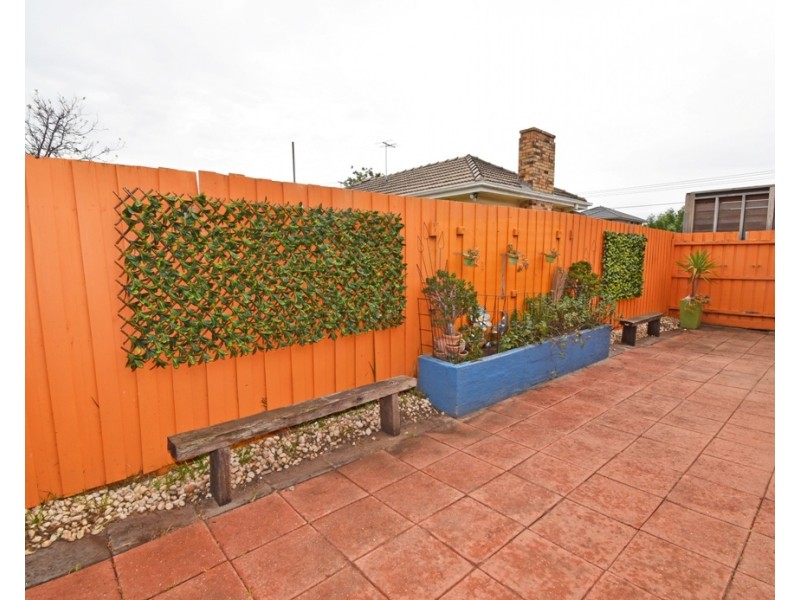 2/33 Lilac Street, Bentleigh East VIC 3165