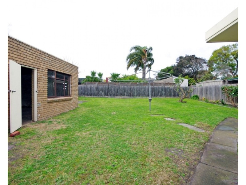 14  Leigh Street, Bentleigh East VIC 3165