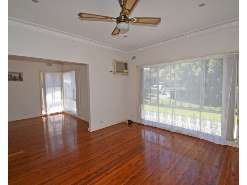 2C Bendigo Street, Cheltenham VIC 3192