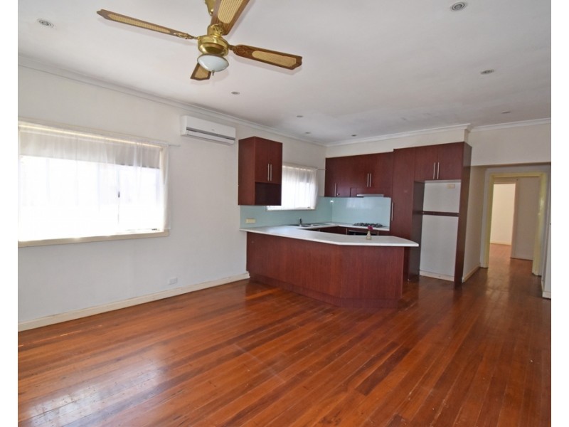 2C Bendigo Street, Cheltenham VIC 3192