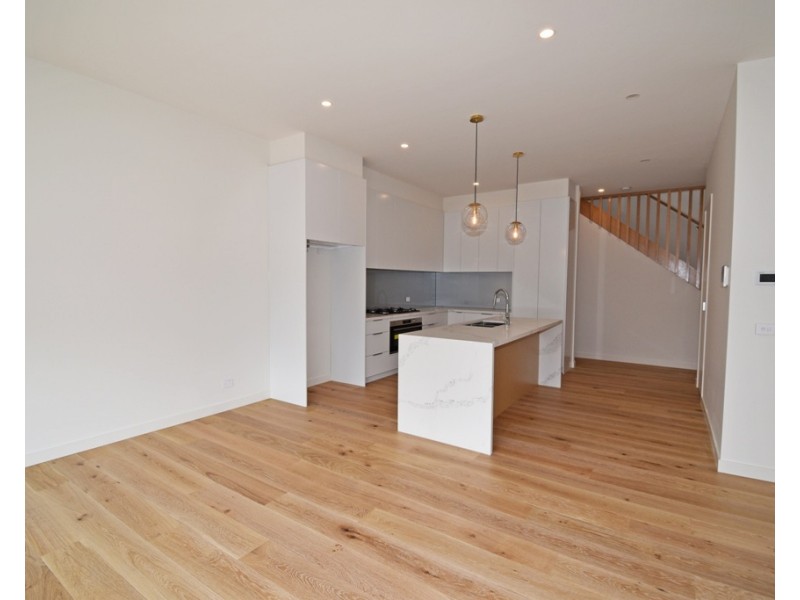 12 Magnolia Avenue, Bentleigh East VIC 3165