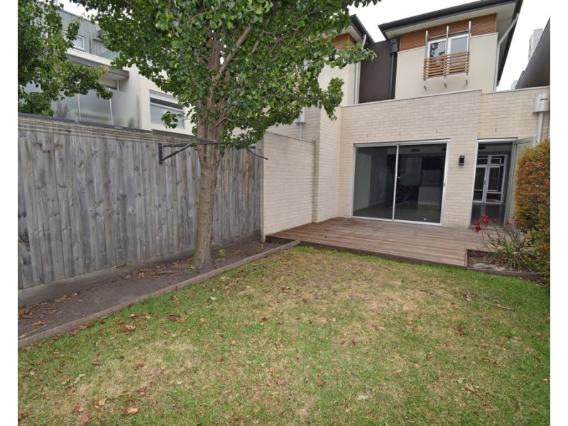 2B Quinns Road, Bentleigh East VIC 3165