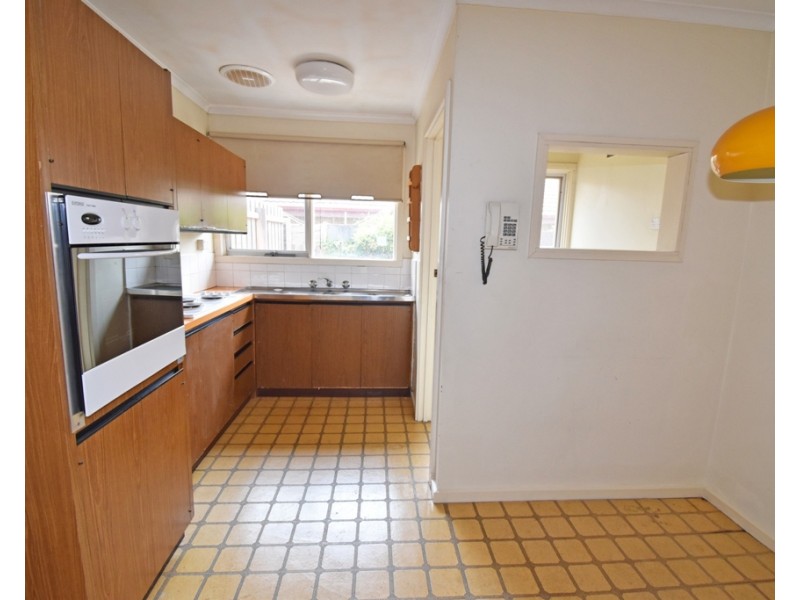 2/30 Coorigil Road, Carnegie VIC 3163