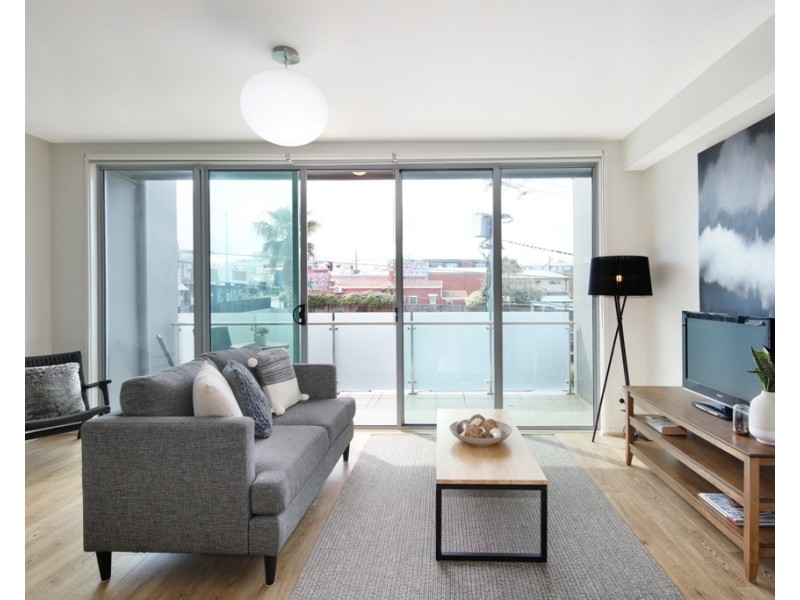 99 Nicholson Street, Mckinnon VIC 3204