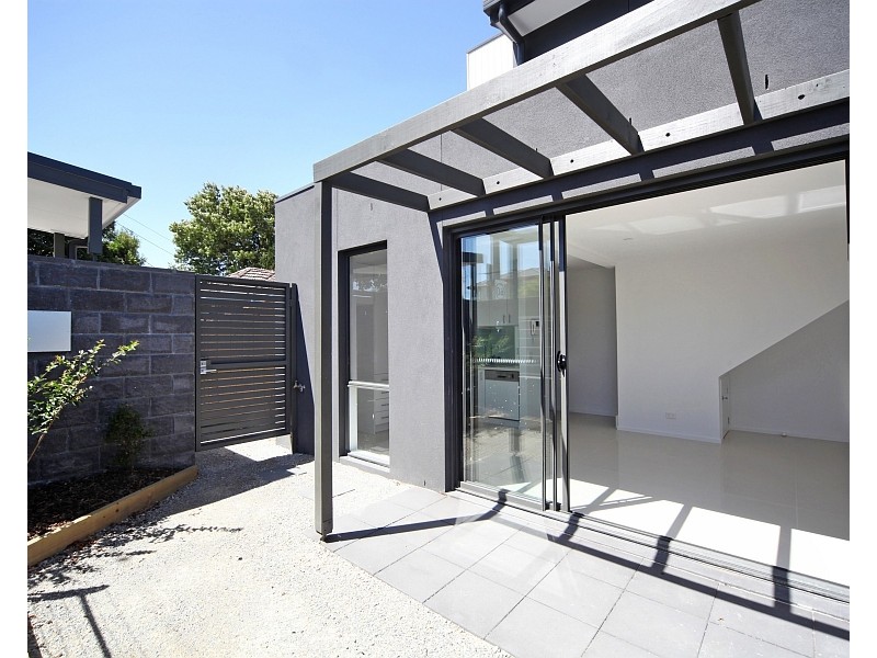 1/2  Jasper Road, Bentleigh VIC 3204