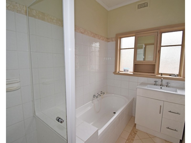 1/62  Blamey Street, Bentleigh East VIC 3165