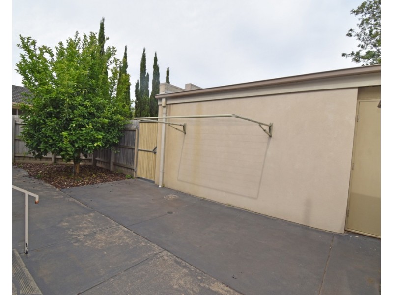 1/62  Blamey Street, Bentleigh East VIC 3165