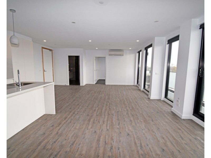 204/663-667 Centre Road, Bentleigh East VIC 3165