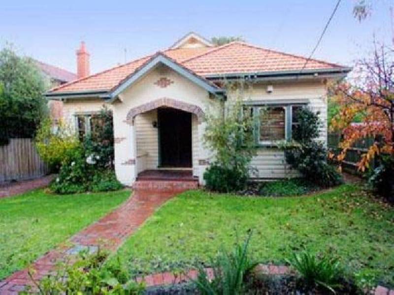 35 Cairnes Grove, Bentleigh VIC 3204