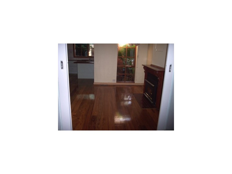 27 Lees Street, Mckinnon VIC 3204