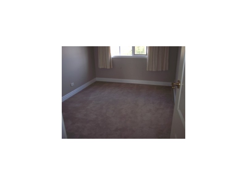 27 Lees Street, Mckinnon VIC 3204