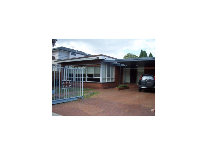 665 Hawthorn Road, Brighton East VIC 3187