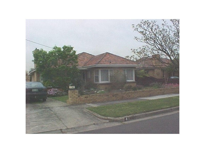 4 Julis Street, Bentleigh East VIC 3165