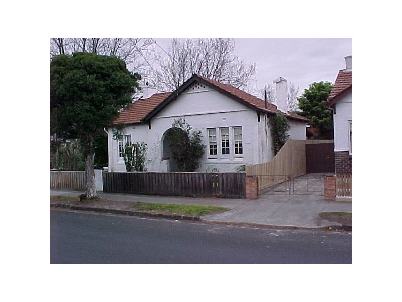 30 Byron Street, Elwood VIC 3184