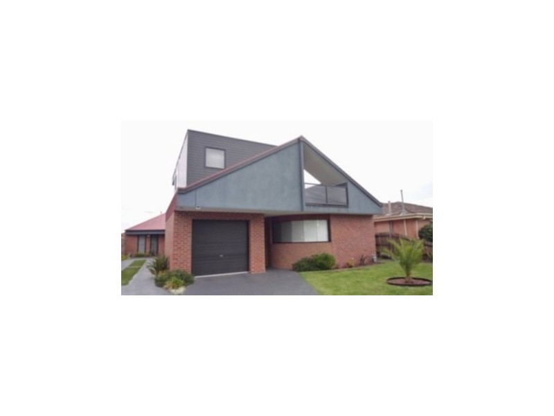 31 Gnarwyn Road, Carnegie VIC 3163