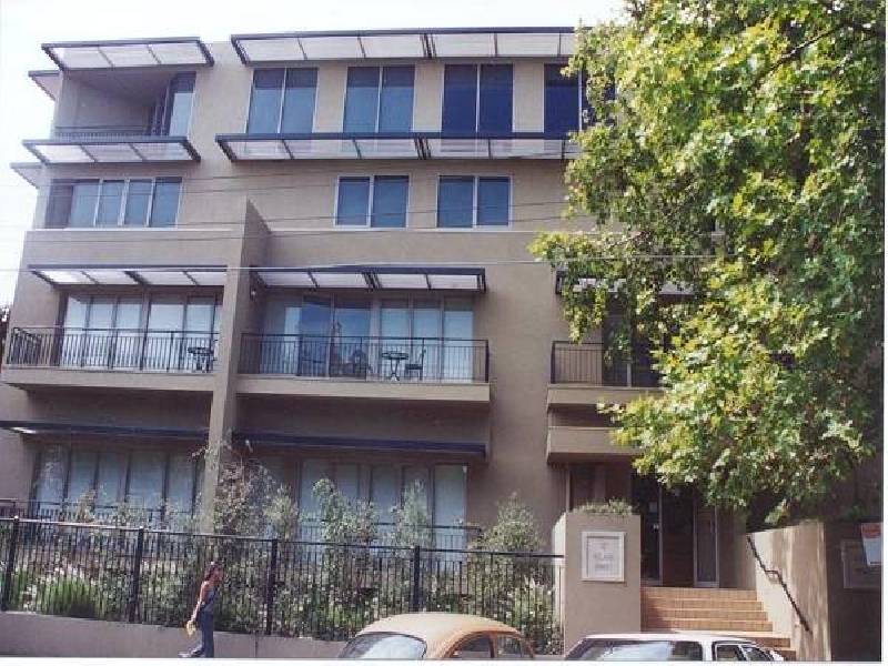 13/12 ACLAND STREET, St Kilda VIC 3182